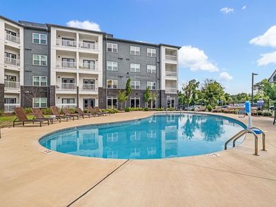 1540 Lebanon Pike #402