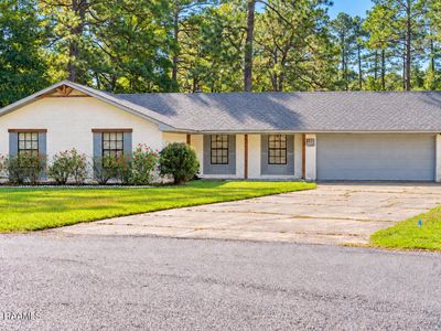 112 Lake Dr
