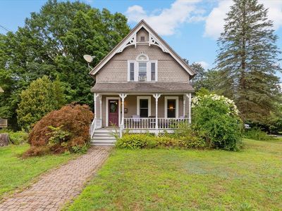 215 S Main St