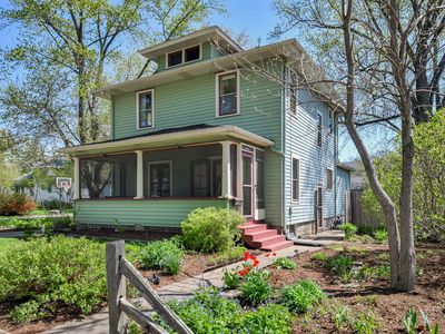 Property at 16 S Harrison St, Batavia, IL
