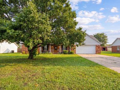 957 N State Highway 181