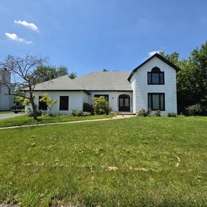 202 Roberts Cove Dr