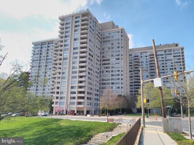 4515 Willard Ave APT 2111S