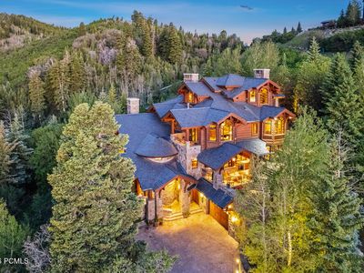 3611 W Crestwood Ct
