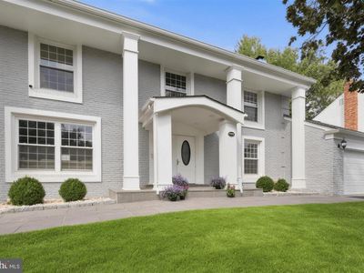 10904 Gainsborough Rd
