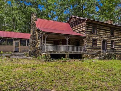 1389 City Lake Rd