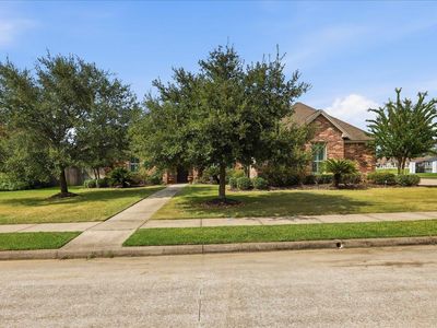 102 Mandavilla Way