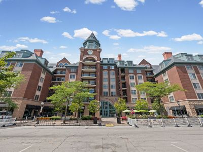 44 N Vail Ave APT 209