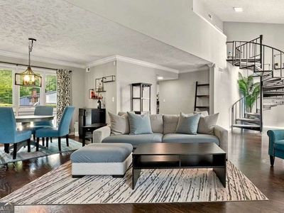 3249 Clairmont North NE