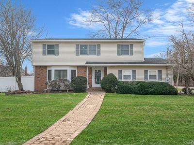 12 Hughes Lane