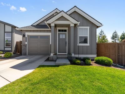 3859 NE Oakside Loop