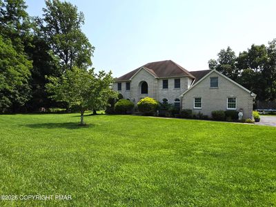 Property at 602 Little Mayfair Ct, Stroudsburg, PA