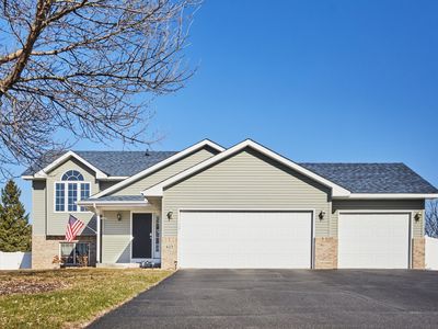 423 Donna Ct