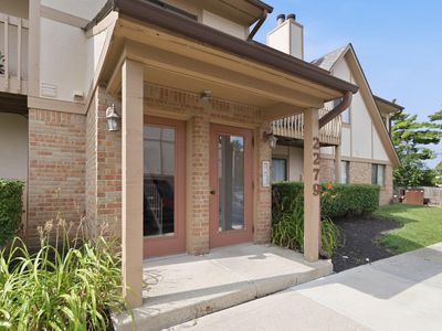 2279 Hedgerow Rd #2279C