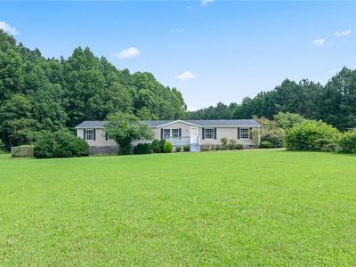 Property at 297 Burt Place Ln, Wakefield, VA