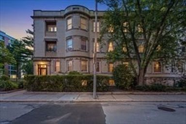58 Pleasant St APT 2