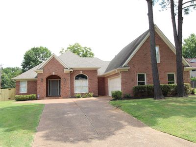 1800 Mill Glen Cv