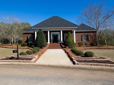 102 Asbury Hill Dr