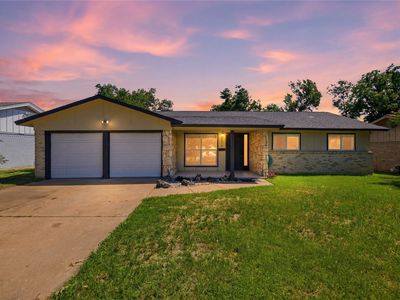 Property at 2116 Chelsea Dr, Edgecliff Village, TX