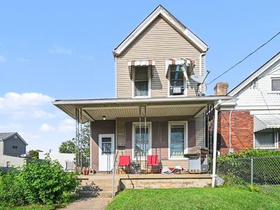 216 Linden St