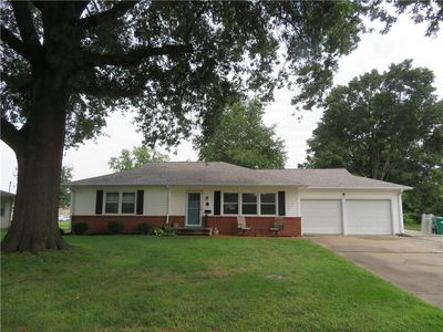 12 Holly Ln