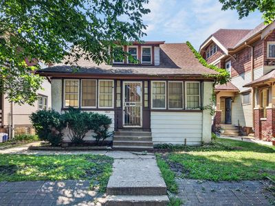 2621 N 49th STREET