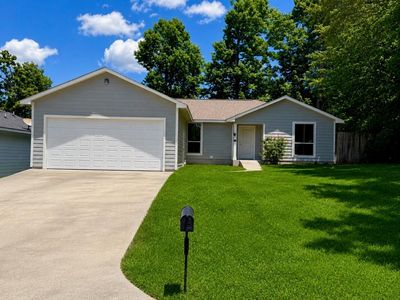 Property at 422 Pine Harbor Dr, Onalaska, TX
