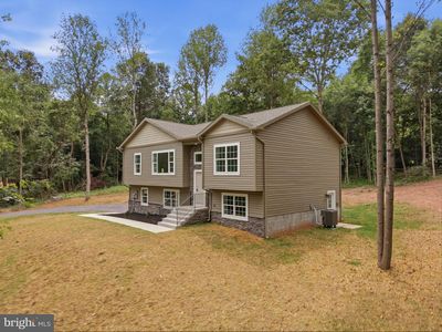 131 Triumph Ln