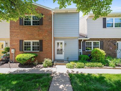 469 Maple Circle Dr