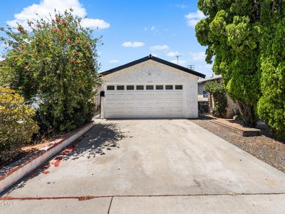 11477 Amboy Ave