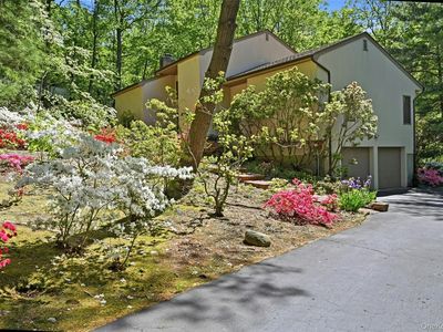 40 Laurel Hill Road