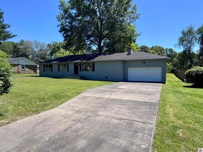 6940 Shawn Ln