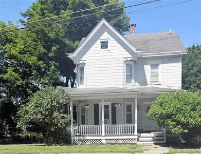 18 Pleasant Avenue