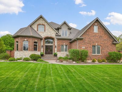 3N706 Herman Melville Ln