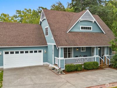 1814 Williamsburg Court