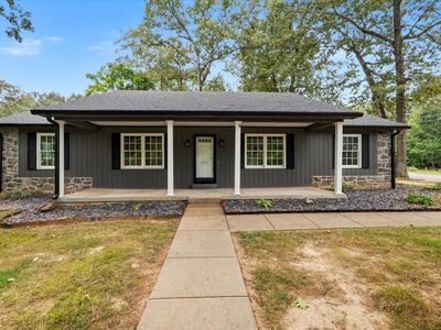 641 W Villa Dr