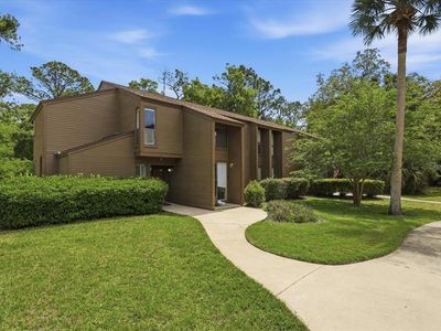 27 Oxford Ln #27