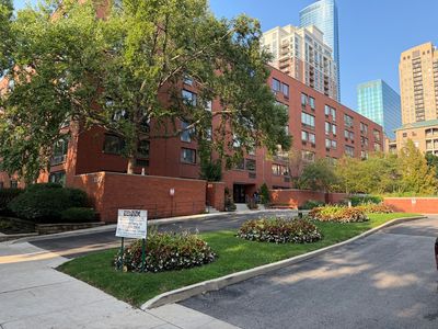 1143 S Plymouth Ct APT 501