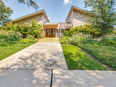 7609 Riverbrook Dr #11