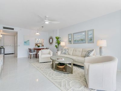109 Royal Park Dr APT 2F