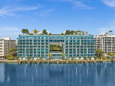 9201 E Bay Harbor Dr #309