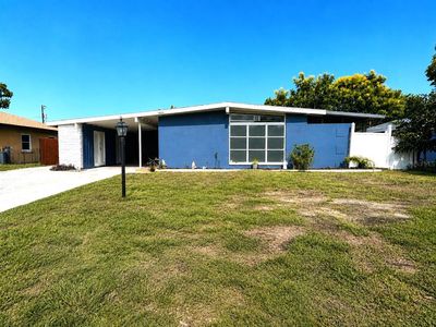 1004 DARTMOUTH DRIVE
