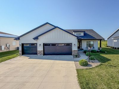 2713 E Stone Creek Blvd
