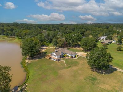 1190 Dogwood Ln