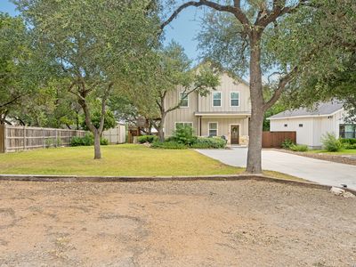 2619 Candlelight Dr