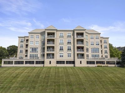 5745 Newbank Cir Suite 202