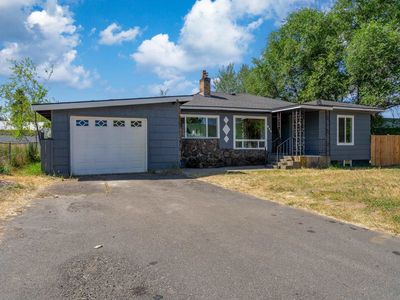 44 E Graves Rd