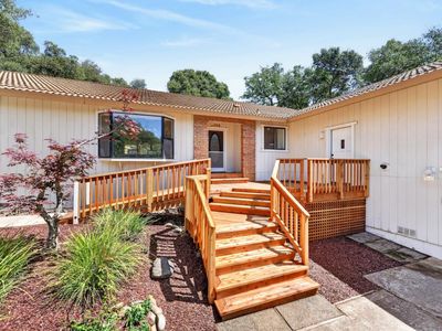 3068 Twin Oaks Rd