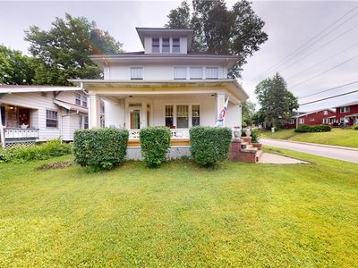 104 N Oakdale Blvd