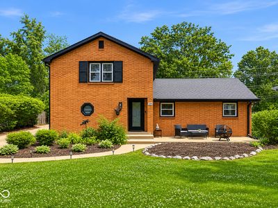 Property at 129 N Sadlier Dr, Indianapolis, IN